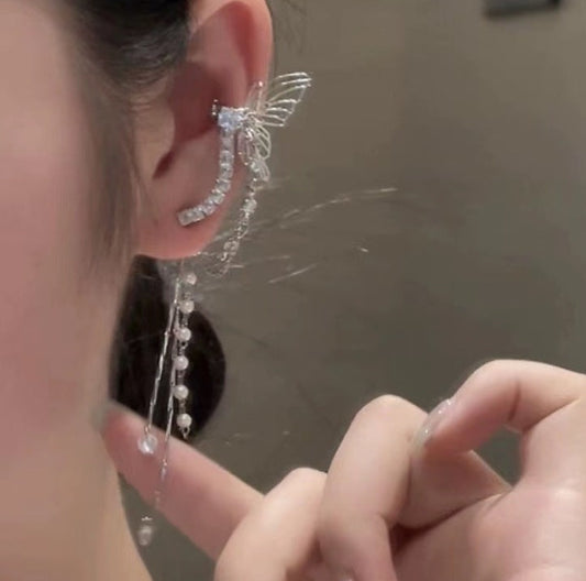 Dewdrop Flutter Earcuff