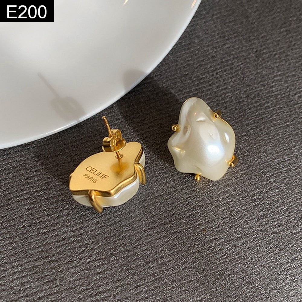 Pearl Stud Earring - E200