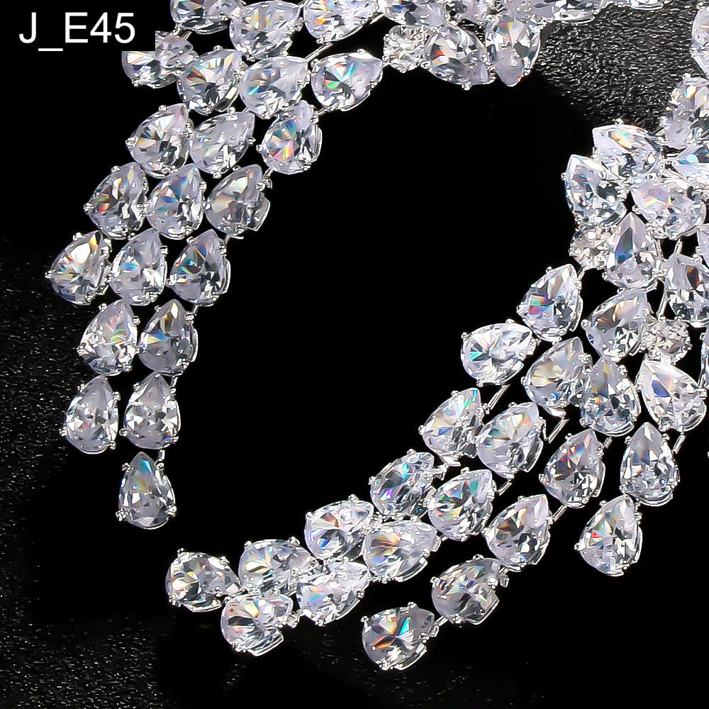 Ice Spray Earring - E45