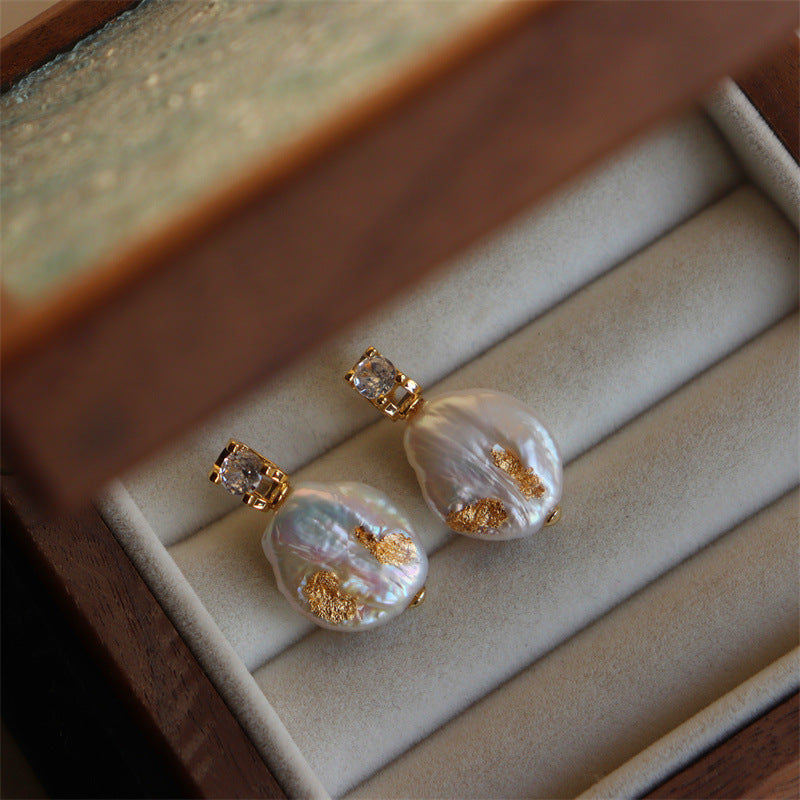 Meridian Pearl Earring