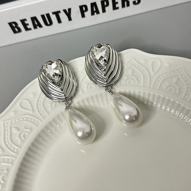 Venetian Pearl Earring