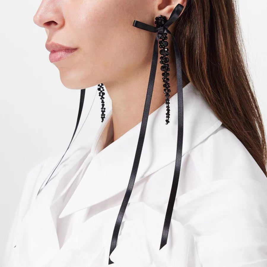 Adorned Ribbin Earring