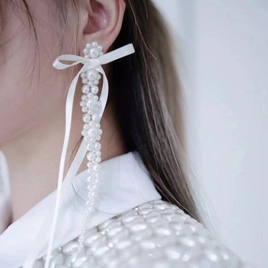 Adorned Ribbin Earring