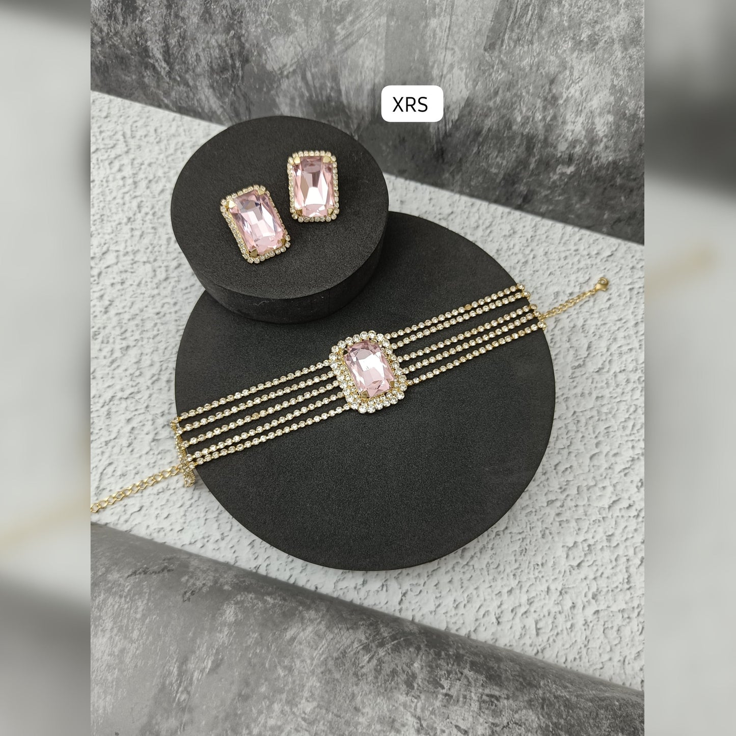 Ariel Choker and Stud Set