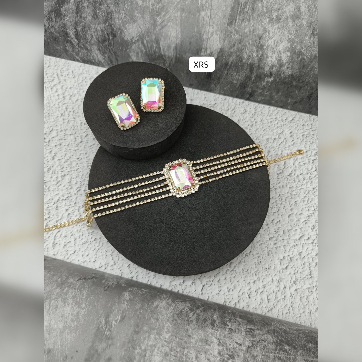 Ariel Choker and Stud Set