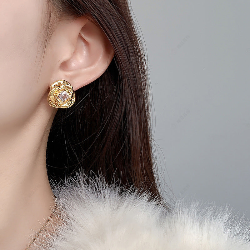 Eternal Rose Stud Earring