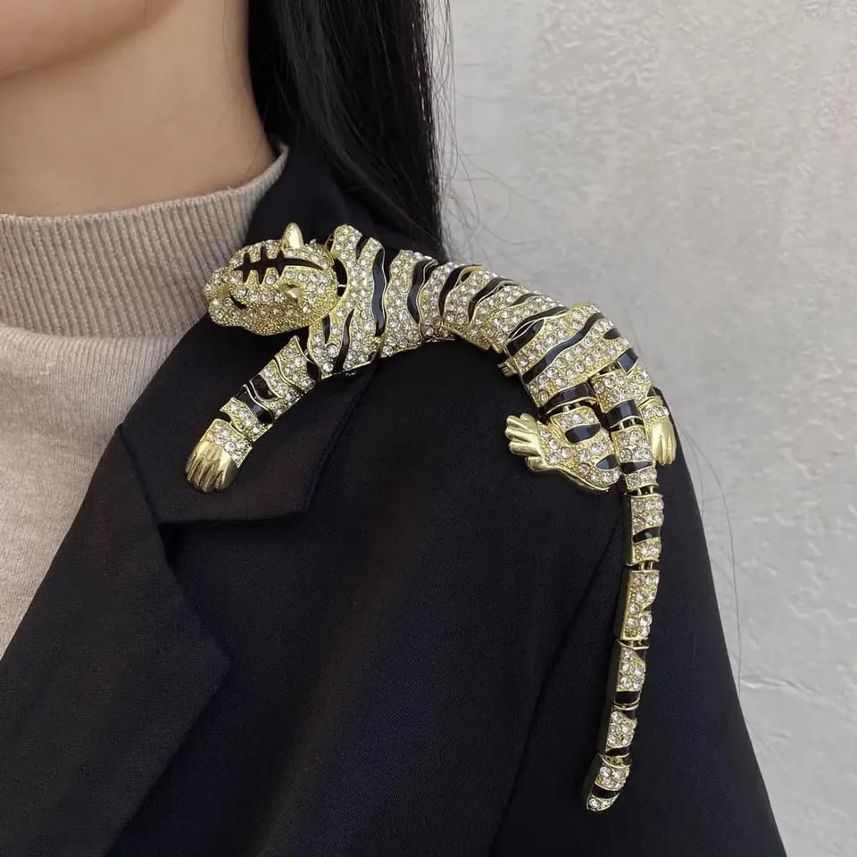 Feline Fervor Brooch