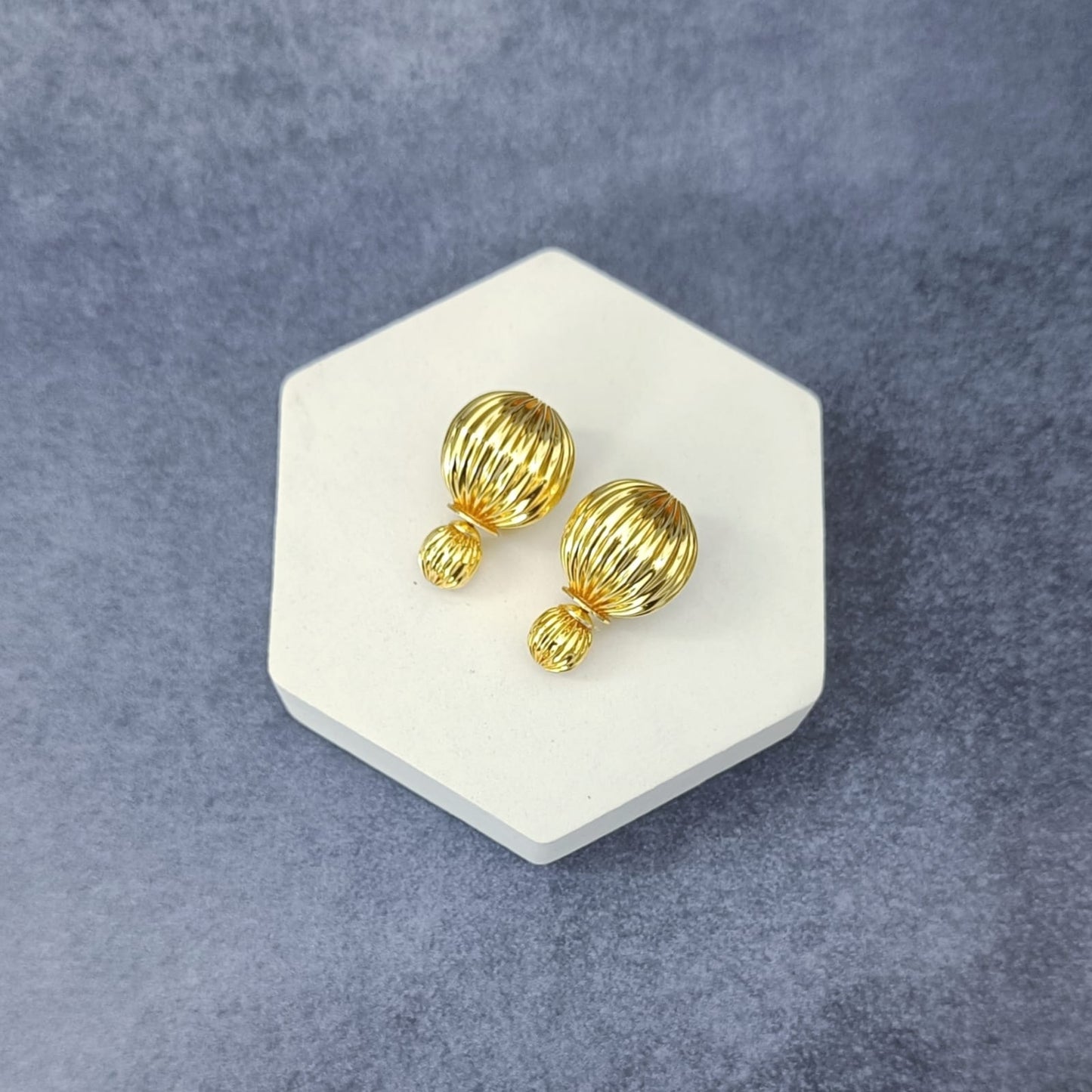20mm Zaine Reversible Studs