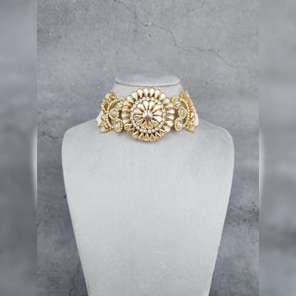 Rehana Classic Choker