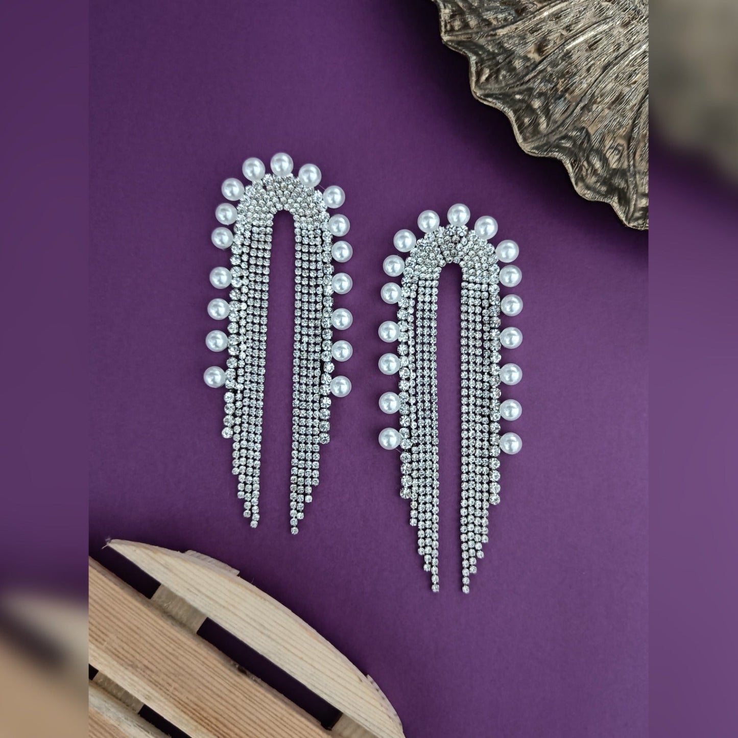 Julia Pearl Tassel Earring