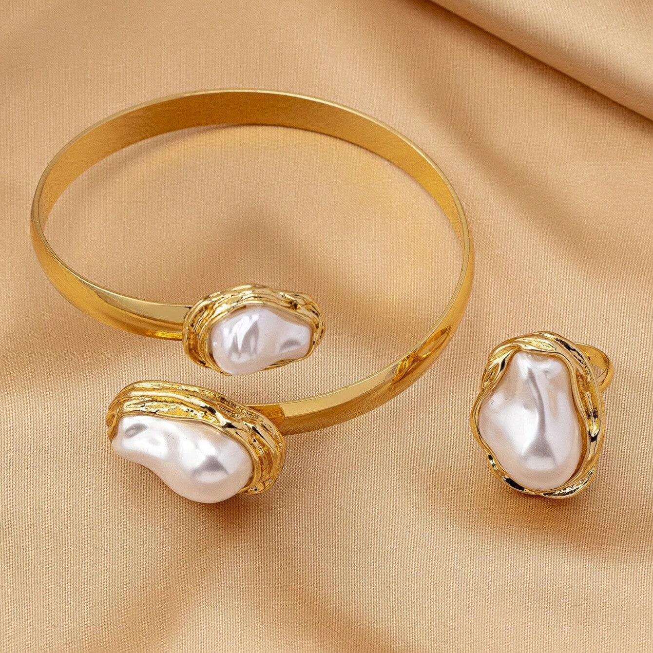 Misty Pearl Set