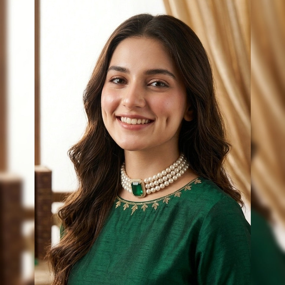 Maharani Three-Strand Emerald Pearl Choker