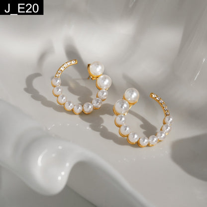 Luminous Pearl Stud - E20