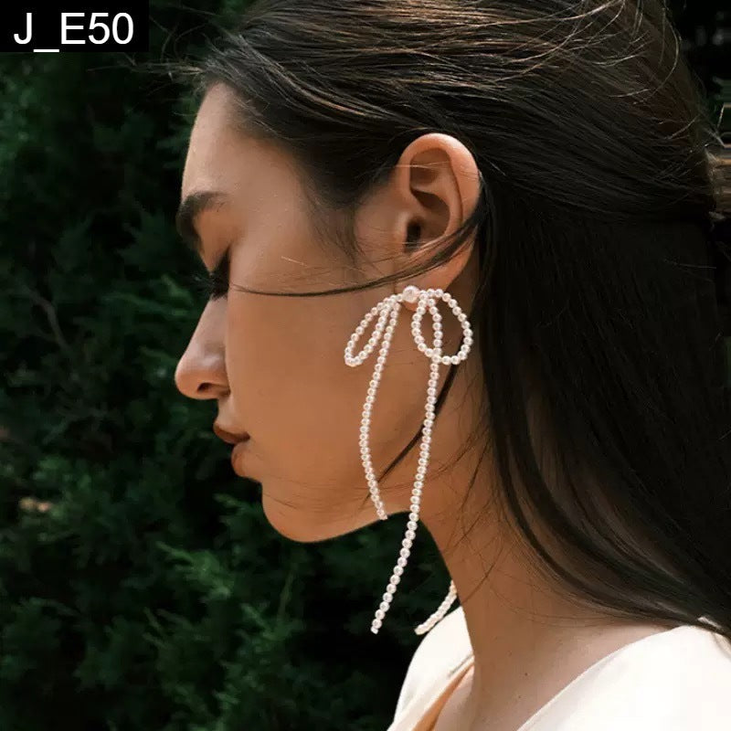 Drapery Bow Earring - E50