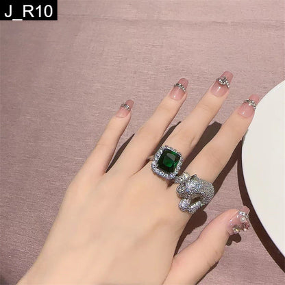 Lunar Pounce Ring - Only Silver