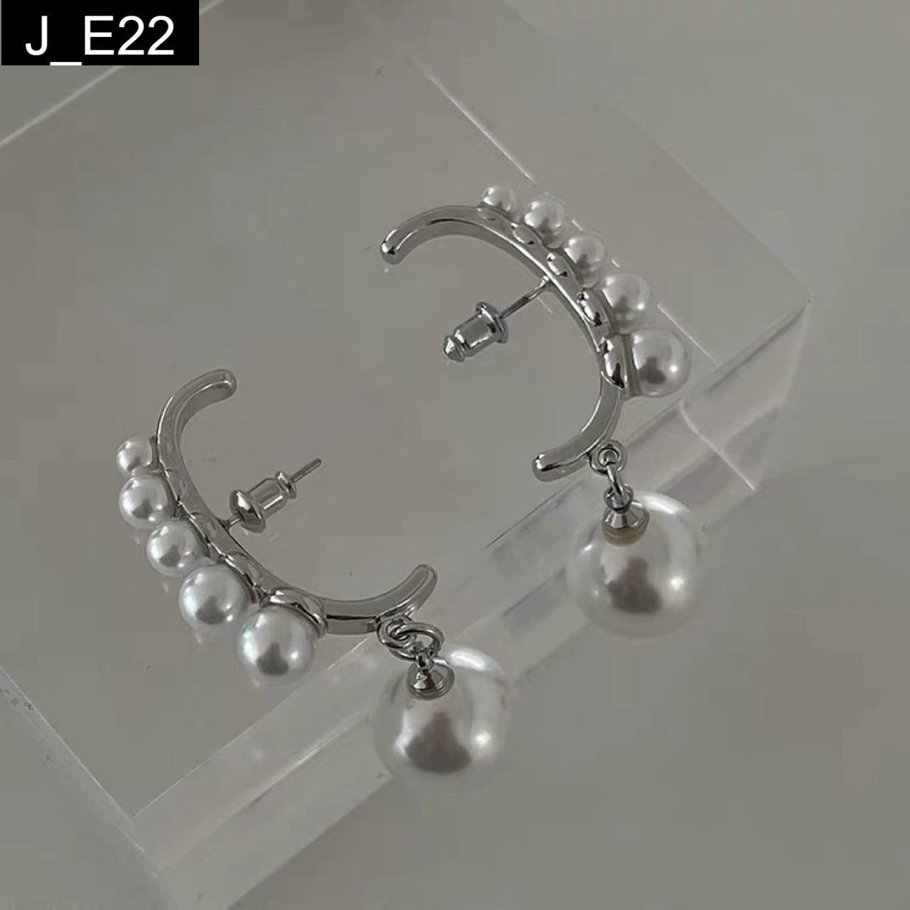 Lunar Pearl Drop Earring - E22