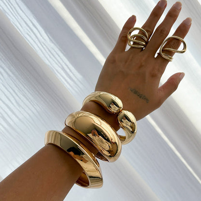 Leda Bracelet Stack