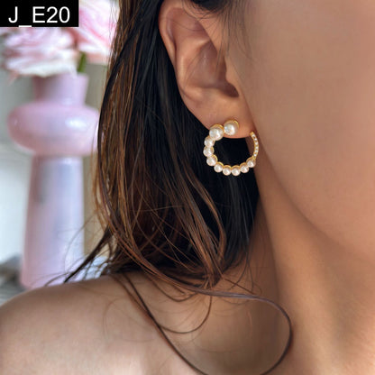 Luminous Pearl Stud - E20
