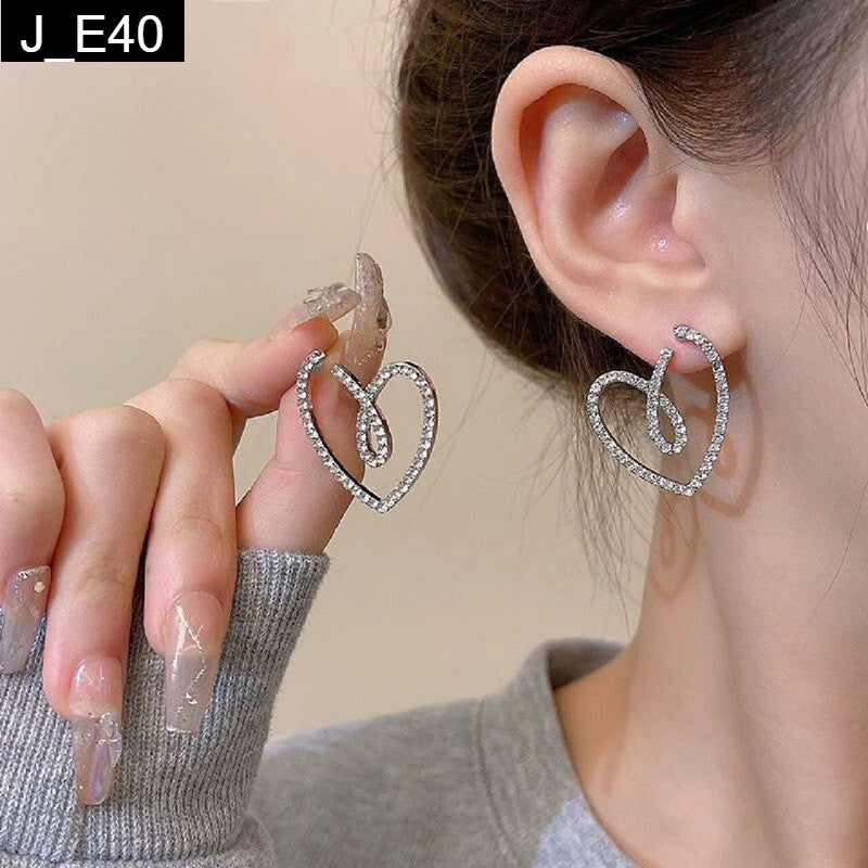 Entwined Heart Studs - E40