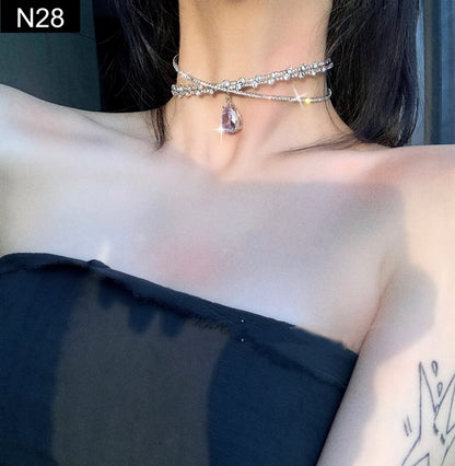Drop Pendant Choker - N28