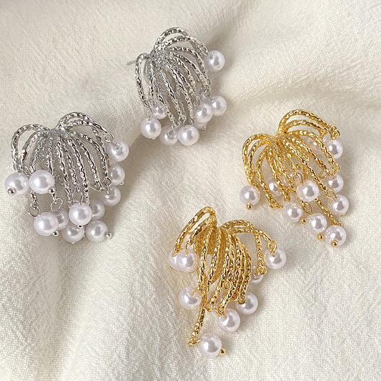 Seraphina Pearl Earring