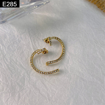 Delicate Twirl Earring - E285