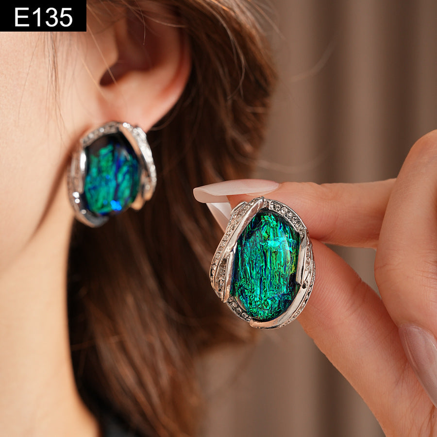 Cabochon Stud Earring - E135