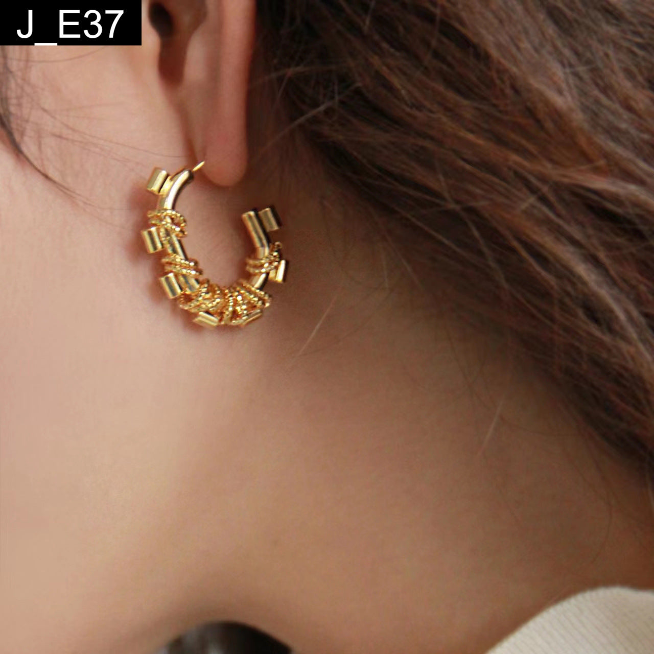 Woven Gilded Earring - E37