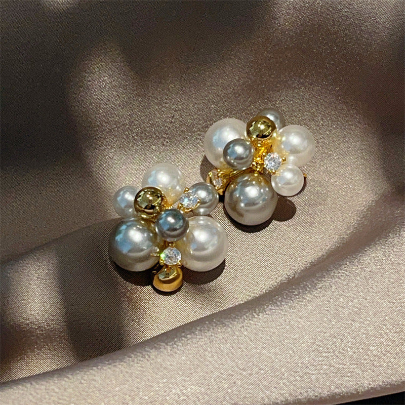 Halo Pearl Studs