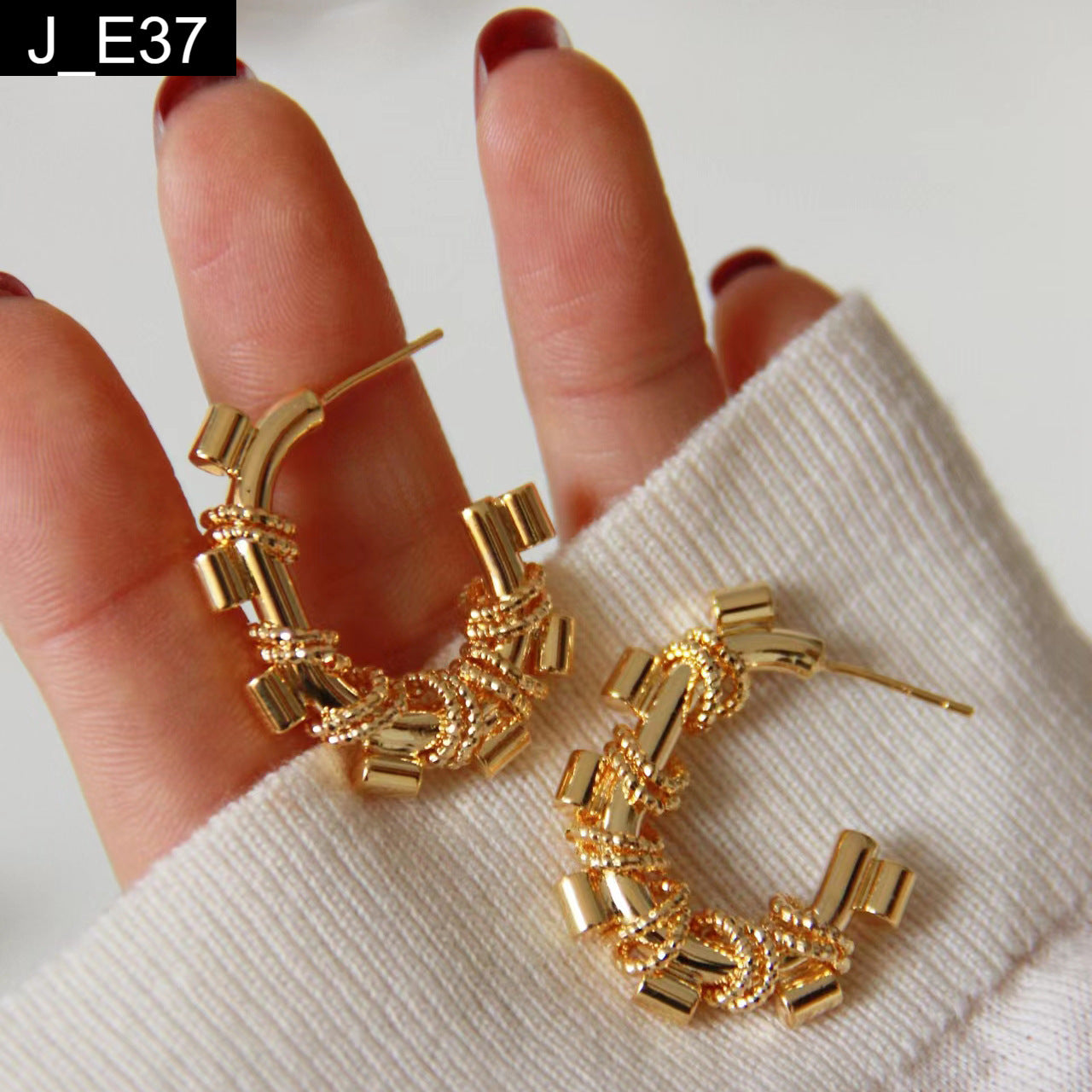 Woven Gilded Earring - E37