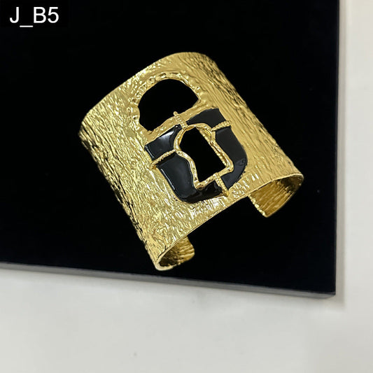 Sculpted Icon Handcuff