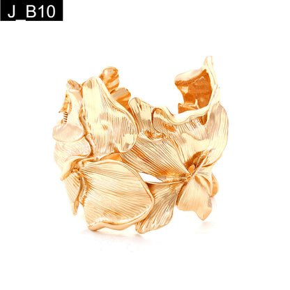 Daphne Floral Handcuff - B10