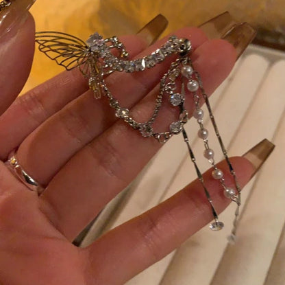 Dewdrop Flutter Earcuff