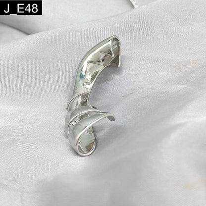Cyber Claw Earcuff - E48