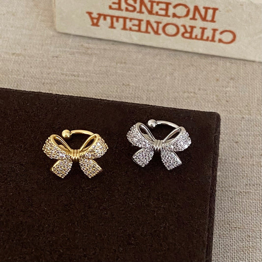 Petite Bow Earcuff