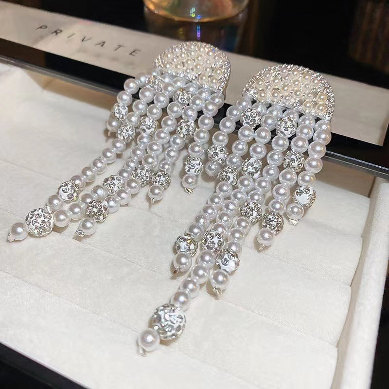 Divine Pearl Tassel Earring