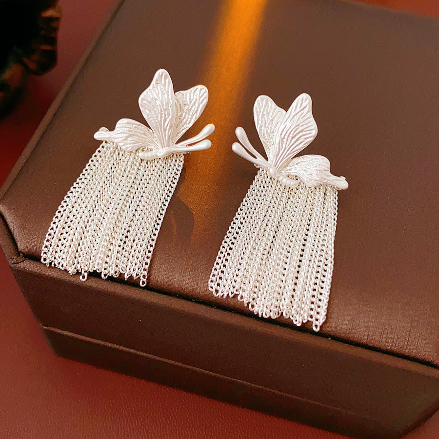 Psyche Tassel Earring