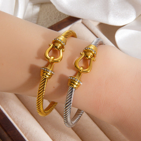 Anchor Chain Bracelet