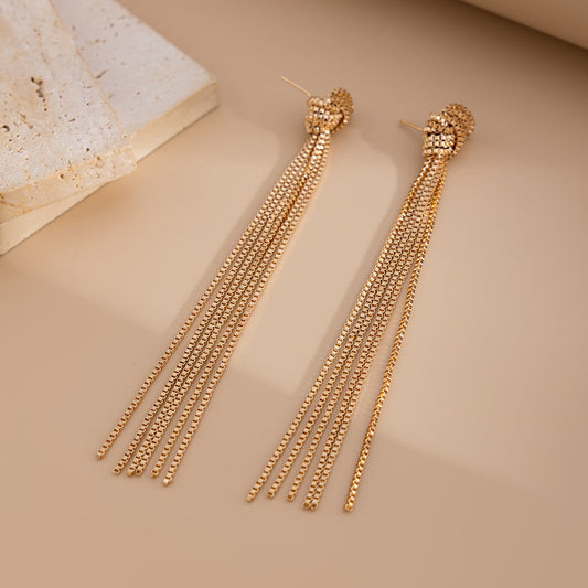 Elysian Knot Earring