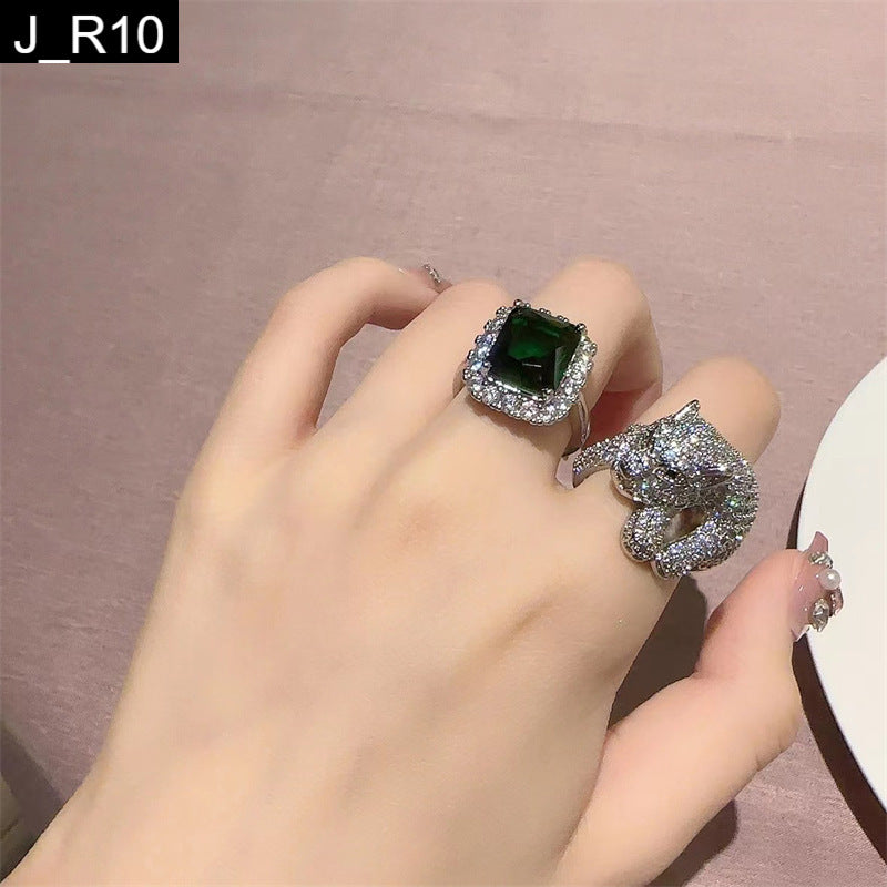 Lunar Pounce Ring - Only Silver