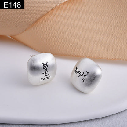 Matte Square Earring - E148