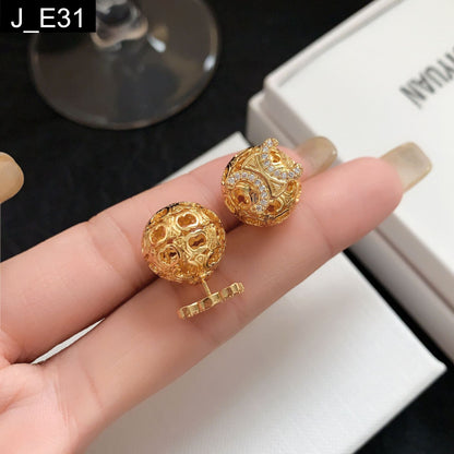 Interlocking Orb Studs - E31