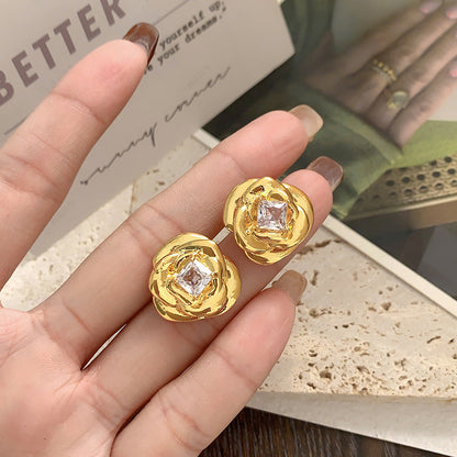 Eternal Rose Stud Earring