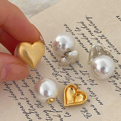 Amour Pearl Stud Earring