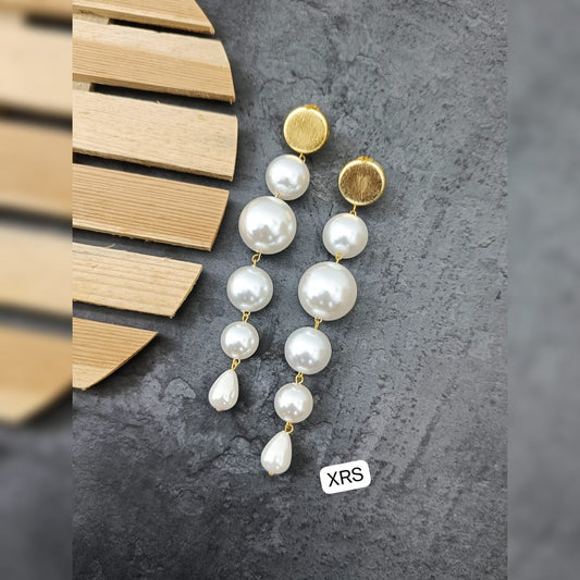 Pearl Cascade Drop Earring