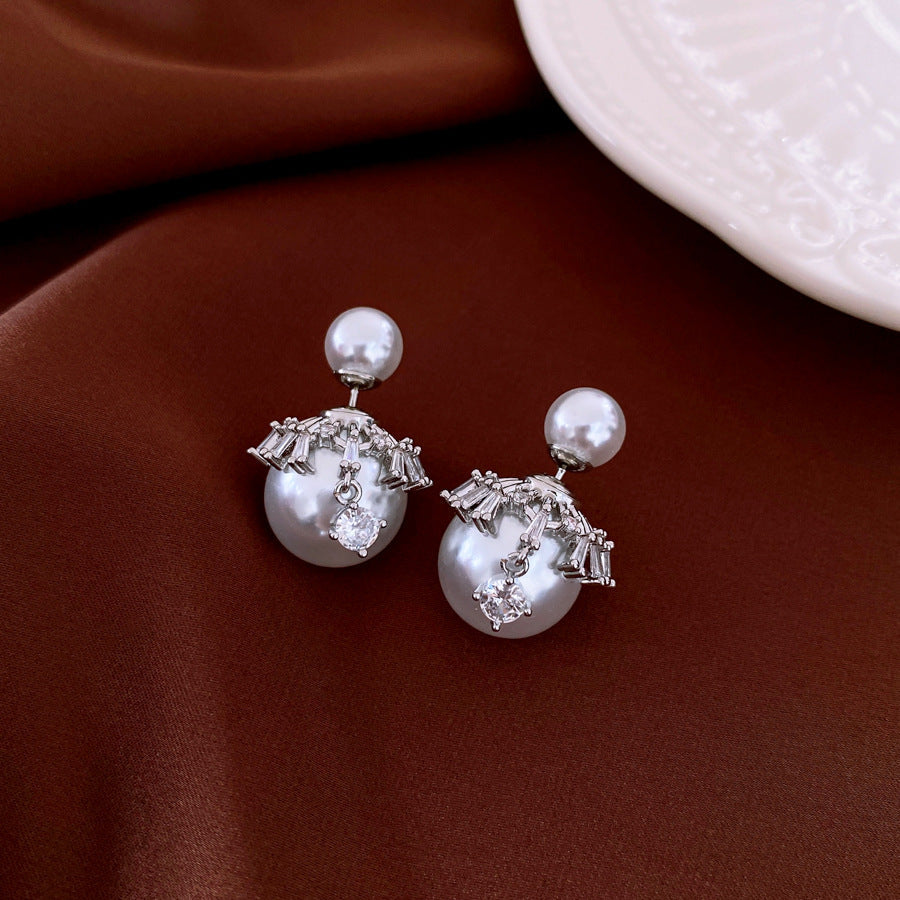 Pearl Crown Earring