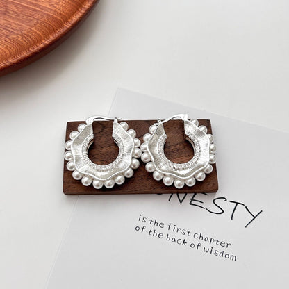 Pearl Ripple Earring