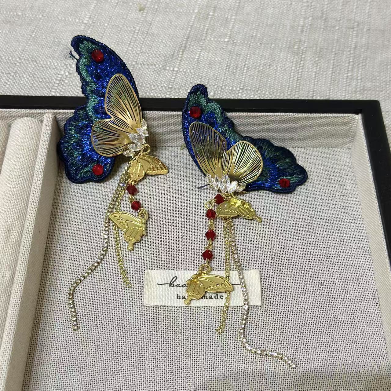 Retro Wings Earring