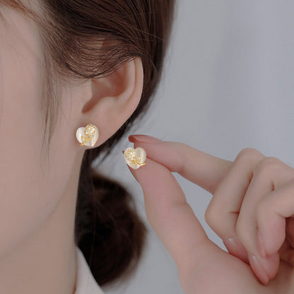 Tulip Heart Earring