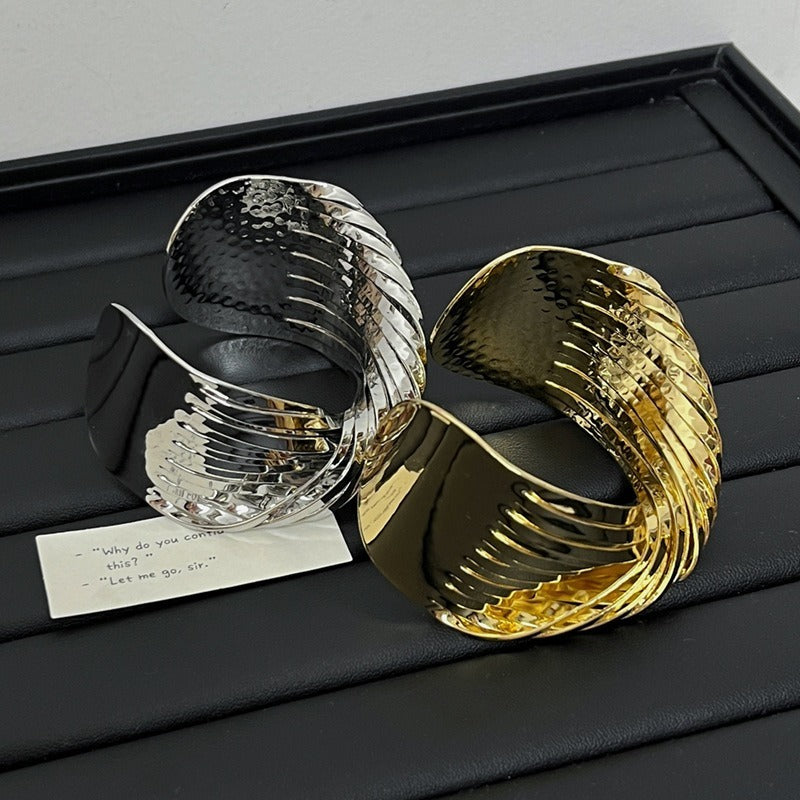 Lumina Weave Handcuff